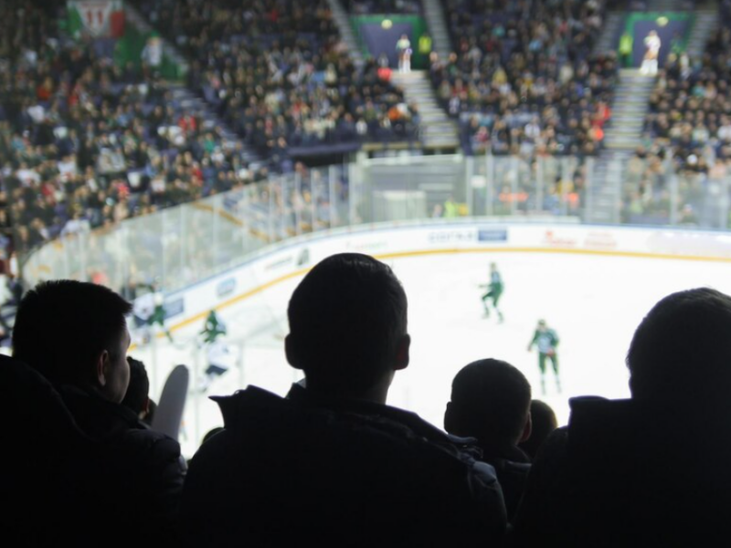 Where Can You Find the Top Seating for a Hockey Game?